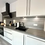 Liva - Ulzburg - Naehe Hamburg & Flughafen - Naehe Bahnhof - Terrasse - Smart-tv Henstedt-Ulzburg
