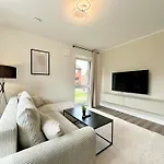 Liva - Ulzburg - Naehe Hamburg & Flughafen - Naehe Bahnhof - Terrasse - Smart-tv Henstedt-Ulzburg