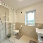 Liva - Ulzburg - Naehe Hamburg & Flughafen - Naehe Bahnhof - Terrasse - Smart-tv 3* Henstedt-Ulzburg