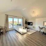 Apart Otel Liva - Ulzburg - Naehe Hamburg & Flughafen - Naehe Bahnhof - Terrasse - Smart-tv Henstedt-Ulzburg