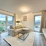 Liva - Ulzburg - Naehe Hamburg & Flughafen - Naehe Bahnhof - Terrasse - Smart-tv Henstedt-Ulzburg