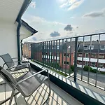 Apart Otel Liva - Ulzburg - Naehe Hamburg & Flughafen - Naehe Bahnhof - Terrasse - Smart-tv 3*