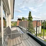 Liva - Ulzburg - Naehe Hamburg & Flughafen - Naehe Bahnhof - Terrasse - Smart-tv Apart Otel Henstedt-Ulzburg