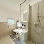 Liva - Ulzburg - Naehe Hamburg & Flughafen - Naehe Bahnhof - Terrasse - Smart-tv Apart Otel Henstedt-Ulzburg