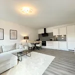 Liva - Ulzburg - Naehe Hamburg & Flughafen - Naehe Bahnhof - Terrasse - Smart-tv Henstedt-Ulzburg