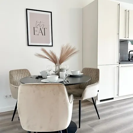Harmony Homes - Naehe Bahnhof - Terasse - Smart-tv - Naehe Hamburg & Flughafen * Henstedt-Ulzburg