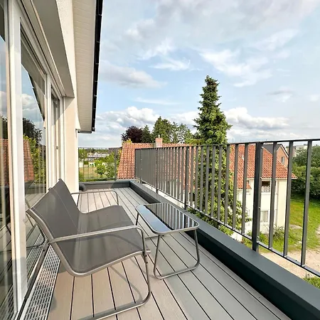 Liva - Ulzburg - Naehe Hamburg & Flughafen - Naehe Bahnhof - Terrasse - Smart-tv Aparthotel Henstedt-Ulzburg
