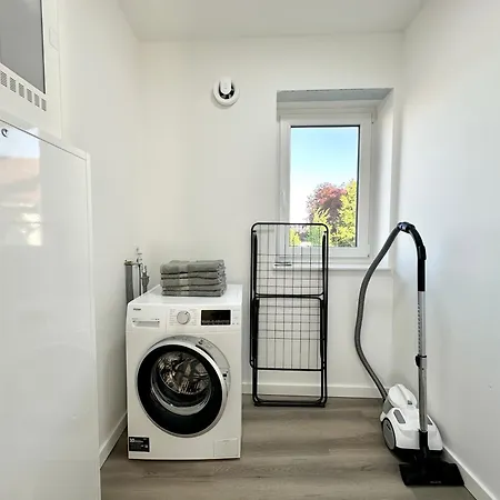 Liva - Ulzburg - Naehe Hamburg & Flughafen - Naehe Bahnhof - Teils Terrassen - Smart-tv 3* Henstedt-Ulzburg