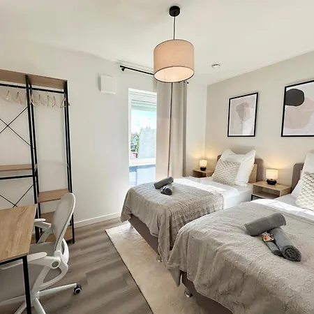 Harmony Homes - Naehe Bahnhof - Terasse - Smart-tv - Naehe Hamburg & Flughafen 3* Хенштедт-Ульцбург